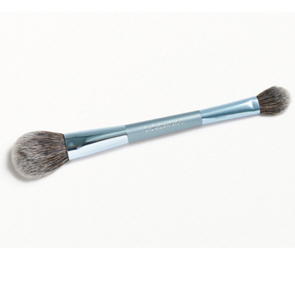 CLEARANCE F.A.R.A.H Blush & Highlight Brush
